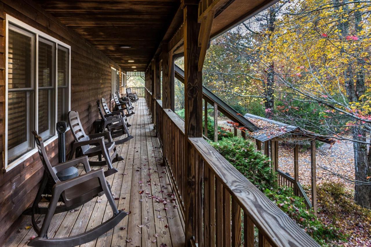 Forrest Hills Mountain Resort Далонега Экстерьер фото